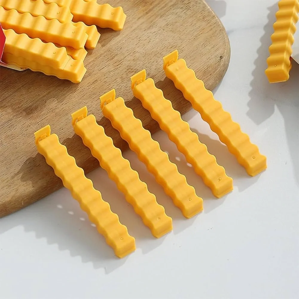 🎅🏻 SALE! French Fries Clips Set of 12 with Durable Plastic Holder Magnetic back